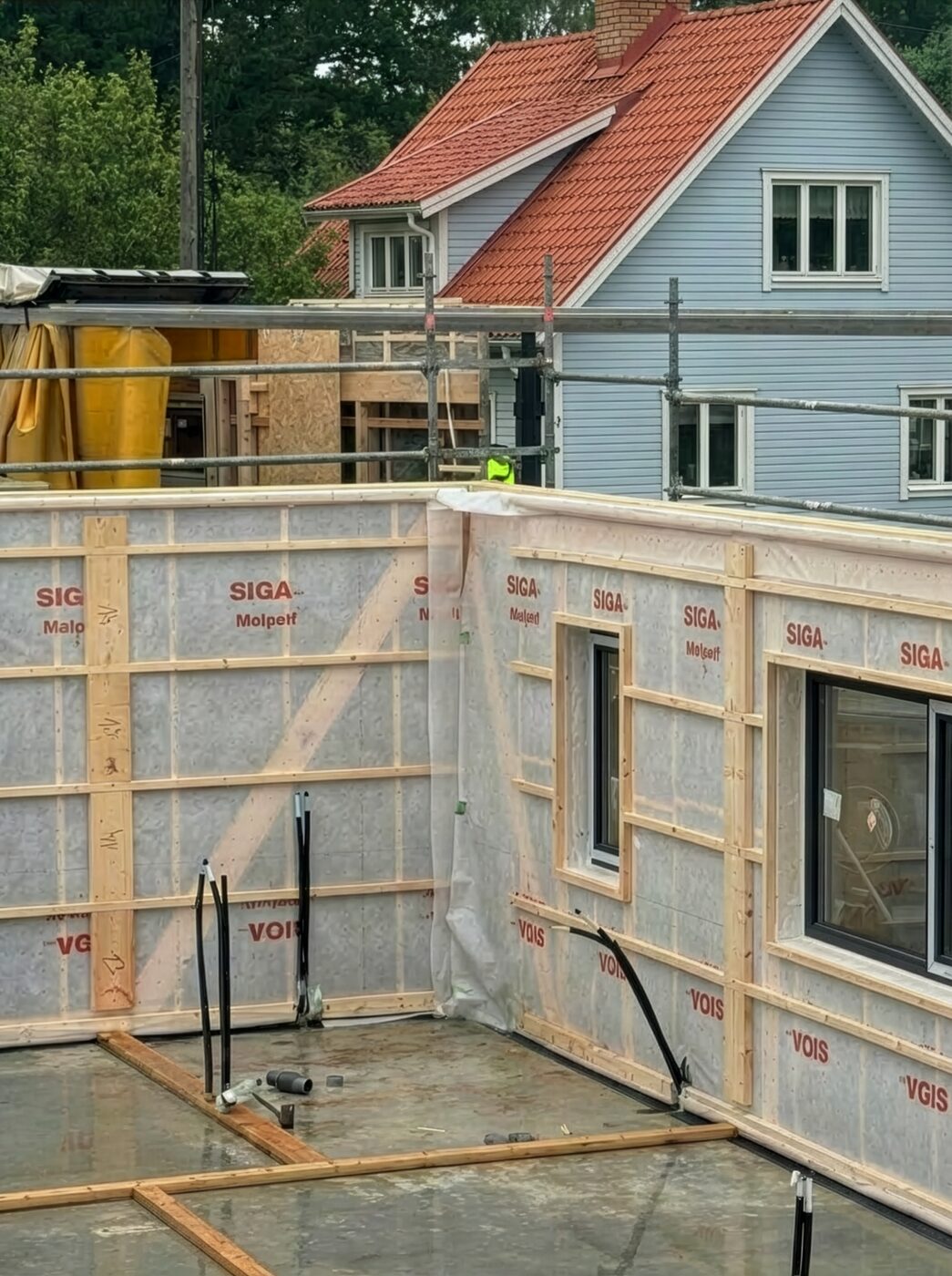 Wall panels installation photo 2